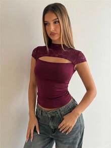 Aloruh 女士优雅圆领镂空蕾丝拼接修身无袖酒红色短袖T恤 - 酒紅色 - 查看 4