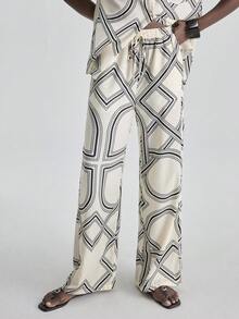 Ontre 女士几何图案柔软亚麻质感面料修身落肩短袖衬衫和松紧腰长裤，现代度假海滩波西米亚风套装，适合乡村音乐节、西部休闲时尚低调复古奢华邮轮装、简约优雅高品质都市通勤办公套装，四季皆宜的百搭女士两件套 - 彩色 - 查看 4