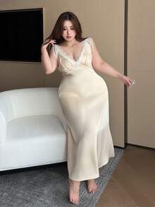Dazy Plus 大码女士优雅性感撞色蕾丝V领无袖长款睡裙，春夏款 - 杏色 - 查看 3