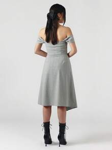 OverBlushhh Áo corset cài khóa kéo phía trước, kiểu dáng trễ vai, ôm sát. - Xám - Xem 8