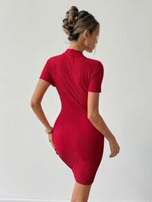 SHEIN Holidaya 女士高端纹理酒红色紧身连衣裙 - 酒紅色 - 查看 2