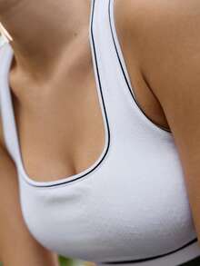 In My Nature Women's Green And White Seamless Striped Sports Bra With Contrast Binding,Removable Cups Yoga Cropped Top For Summer,Athleisure,Gym Outdoor Fitness - Apricot - View 3