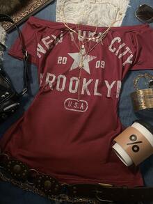 Glimmora 2000 年代 Y2K 露肩修身短袖 T 恤，印有“NEW YORK”字样，休闲复古风格，适合日常穿着、通勤、派对、聚会和返校场合。 - 彩色 - 查看 4