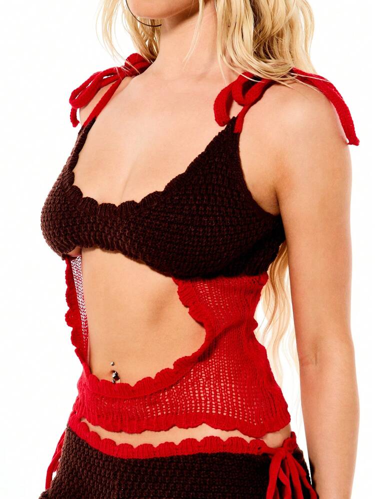 SUMWON WOMEN Top senza maniche lavorato a maglia con taglio, lacci e bordo a conchiglia, adatto per occasioni estive casual. Texture artigianale, pronto per festival