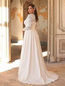 Aureia Plus Size Elegant Luxurious Pearl Beaded Lace Patchwork Elastic Knit Mermaid Maxi Dress, Round Neck Long Sleeve Sheer 3D Floral Decor Trailing Dress, Suitable For Wedding, Party, Holiday, Bridal - White - View 4