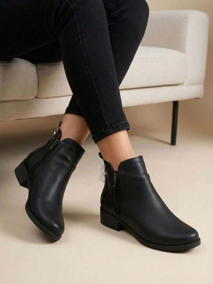 Women Ankle Boots & Booties - Black - View 1