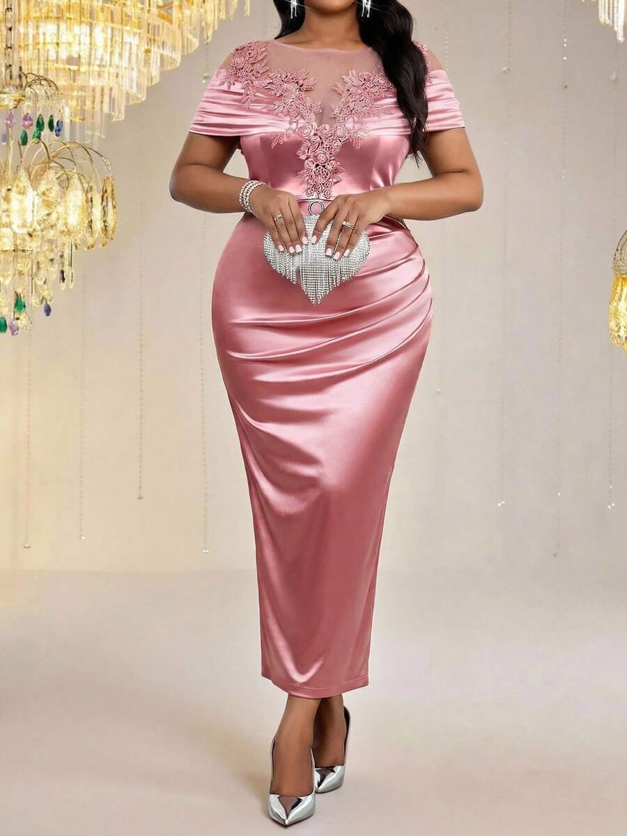 Fleurora 大码女式贴花装饰圆领褶皱修身优雅连衣裙 - 粉色 - 查看 1