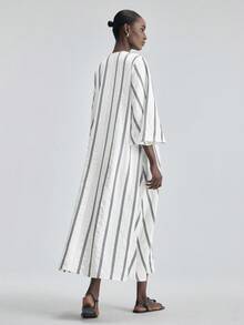 Ontre Đầm dài nữ mới 2026SS, vải dệt kẻ sọc, đầm maxi xẻ tà, phong cách nghỉ mát, trang phục đi nghỉ lễ, đầm nữ đen trắng cổ chữ V tay lỡ, trang phục thanh lịch tối giản thành thị, trang phục đi làm cho giáo viên, trang phục mùa hè, đầm thường ngày, trang phục đi biển, đầm dự đám cưới, đầm dự tiệc, đầm hẹn hò lãng mạn, thiết kế dáng chữ A rộng rãi, chất liệu thoải mái, đầm dài nữ bán chạy nhất thời trang. - Đen và trắng - Xem 3