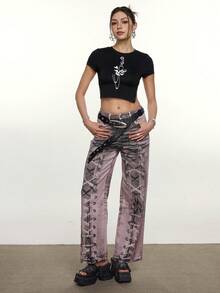 Rina Fox Women's Letter Print Short Sleeve Cropped Side Slit Top - Black - View 3