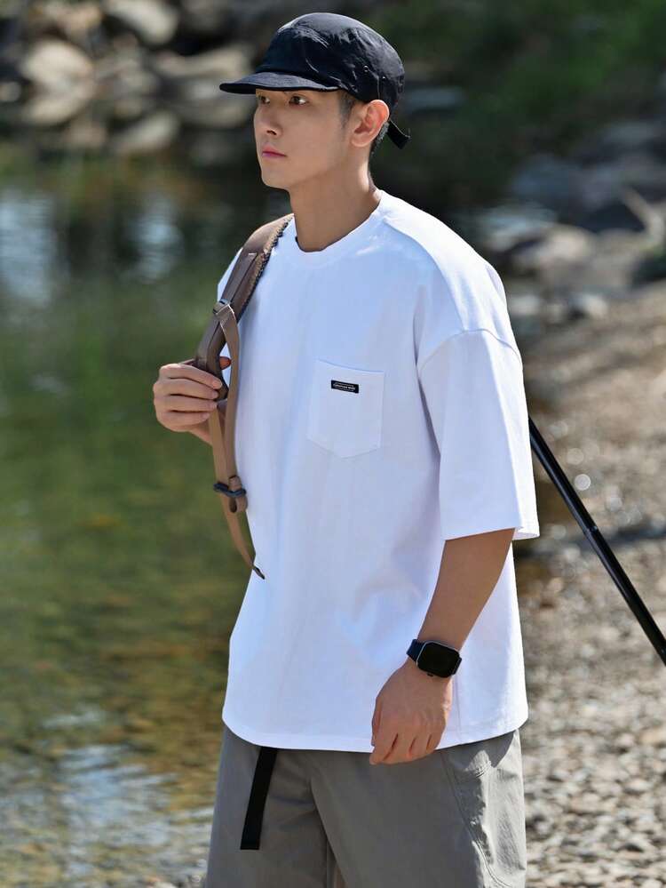 Men's White Short Sleeve T-Shirt With Label Design, Summer