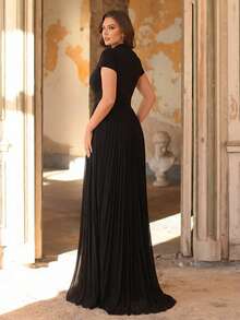 Aureia Plus Size Elegant Romantic Black Stand Collar Luxury Crystal Decor Waist Ruched Mermaid Hem With Train Formal Gown (Heavily Embellished) - Black - View 4