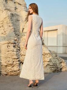 MOTF PREMIUM VESTIDO DE MUJER CON ABERTURA ALTA EN EL BAJO, DECORADO CON ENCAJE Y METAL - Blanco marfil - Ver 4