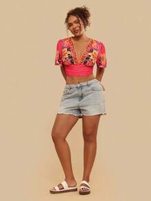 Travachic Plus Size Women's Pink Floral Tropical Print Deep V-Neck Flutter Sleeve Ruched Fitted Cropped Top,Summer Boho Vacation Holiday,Resort Style - Orange - View 6
