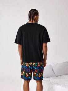 Tetris™ X SHEIN 男士宽松圆领短袖T恤和短裤睡衣套装，设计 - 黑色 - 查看 2