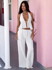 Bonvoyette 2026春夏度假沙滩奢华休闲露背吊带上衣带口袋短裤两件套，2026新款女士泳装到货，适合上学、度假、约会、下午茶、西式、邮轮、海滩、海岛、公路旅行、四季皆宜、音乐节、波西米亚风度假、凉爽秋季、西部波西米亚风、优雅女士露背吊带上衣和裤子套装，白色两件套，女士白色露背短款上衣和裤子，白色抽绳裤套装，白色女士服装 - 白色 - 查看 1