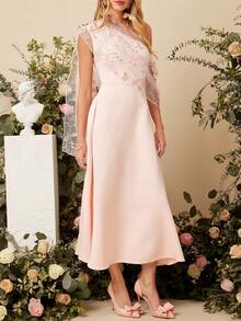 Amorya 优雅法式不对称领口网纱刺绣喇叭下摆长款连衣裙，适合女性日常穿着，春夏百搭。 - 杏色 - 查看 5