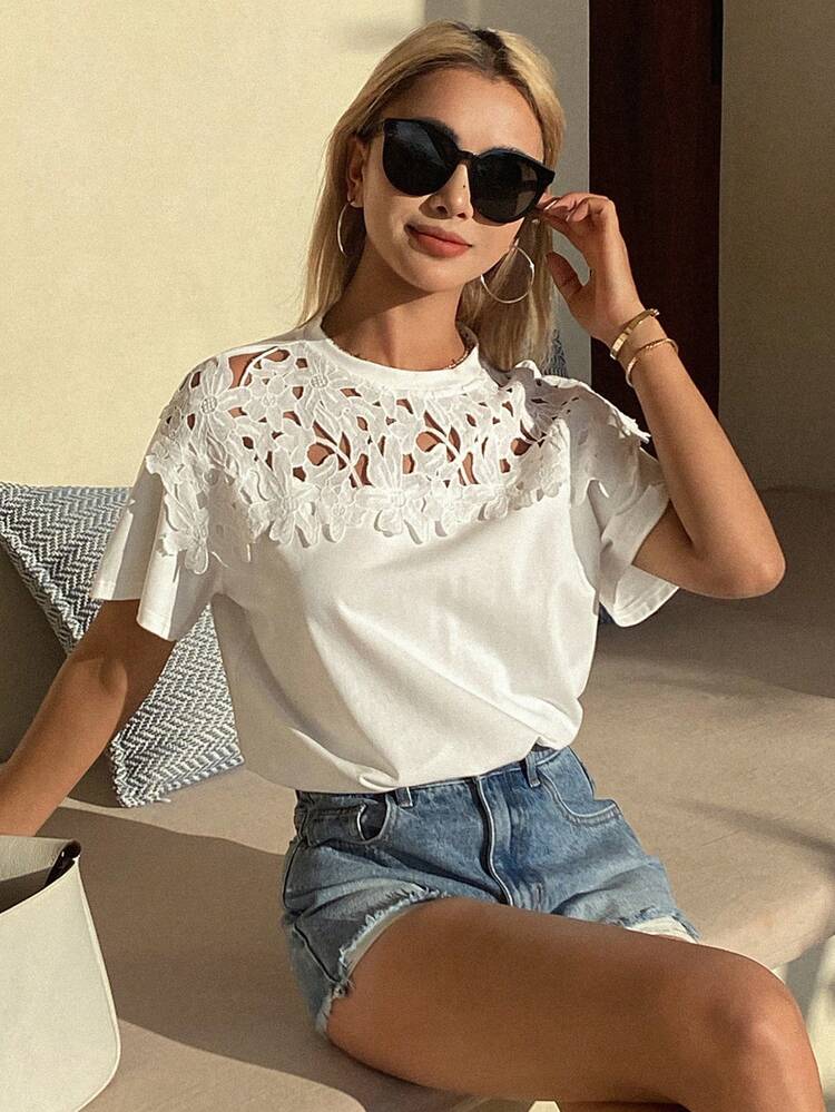 Women's Contrast Lace Loose Short Sleeve Round Neck Casual Vacation Summer Top