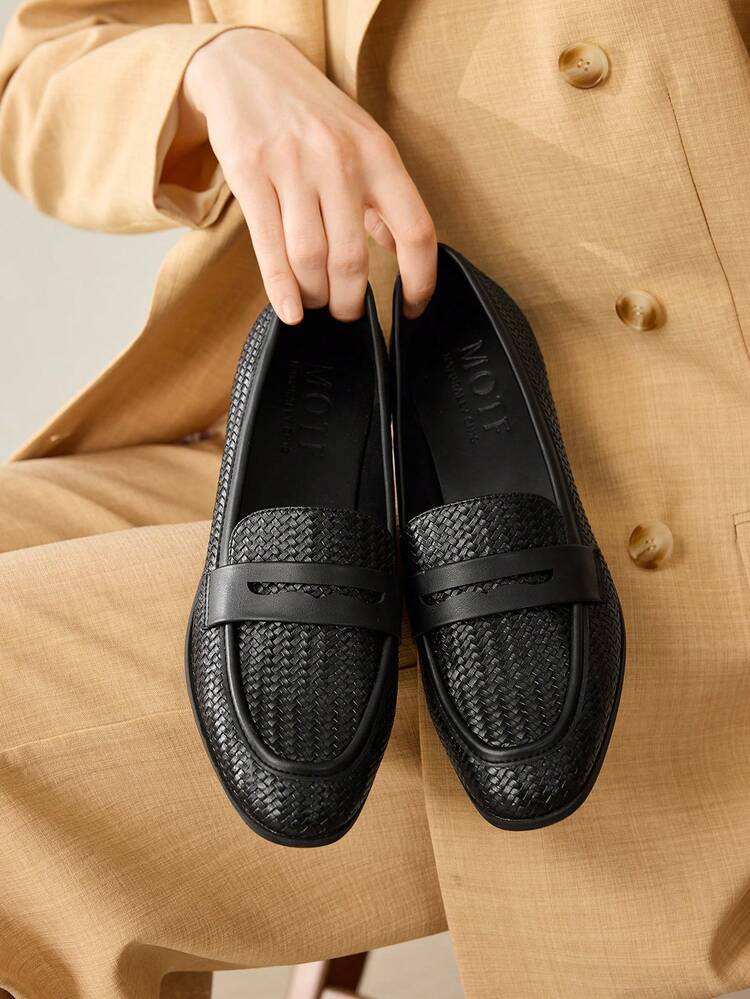 WOMEN'S COMFORTABLE VERSATILE FLAT HEEL SHOES SPRING SHOES