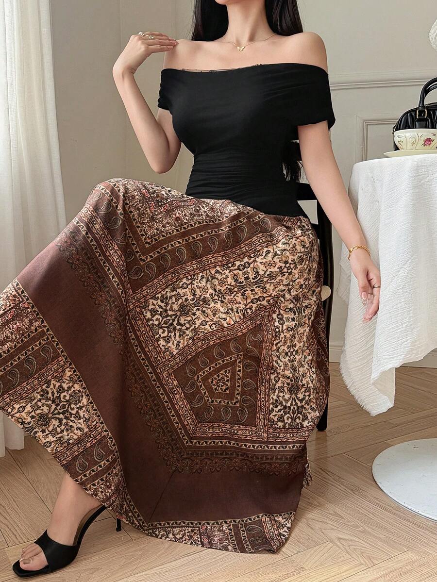 DAZY Bộ đồ nữ mùa hè gồm áo và chân váy cổ rộng, kiểu dáng trễ vai, thích hợp mặc mùa hè. - màu đen - Xem 1