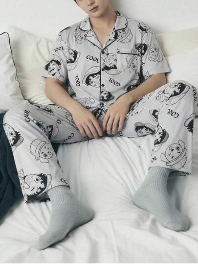 青少年男童时尚休闲舒适柔软卡通涂鸦印花纯色灰色开衫短袖上衣和宽松长裤睡衣套装，两件套家居服