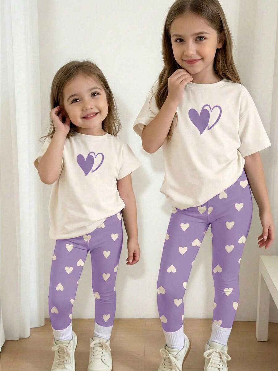 奶油白和紫色，甜美简约爱心图案印花，可爱小鹿套装，适合年轻女孩休闲舒适的柔软圆领短袖T恤和打底裤，适合春夏日常、居家、度假、街头、派对等场合，春夏外出穿搭，轻松舒适，时尚女孩，休闲装，儿童爱心图案服装，春夏服装，时尚夏季，新款 - 彩色 - 查看 1