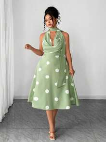 Elenzga 大码女装时尚法式波点垂褶领口系带蝴蝶结简约百搭A字长裙，适合春夏、返校、度假、毕业典礼、情人节、圣诞节、音乐节、母亲节、万圣节、感恩节、复活节、国庆节、舞会、生日、约会派对、婚礼季、户外活动等场合。 - 彩色 - 查看 4