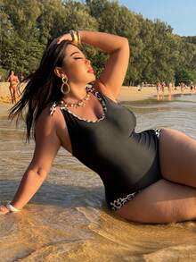 Swim Vcay 2026 New Plus Size Leopard Print Shoulder Tie Bow One-Piece Swimsuit, Fashionable Back Ruched Design, European And American Cross-Border - Black - View 6