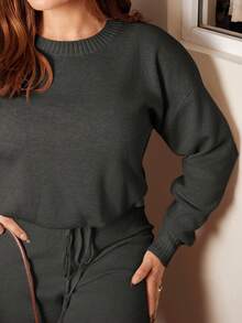 Lupita Cardoza 2件套女式圆领长袖毛衣上衣和裤子套装 - 深灰色 - 查看 6