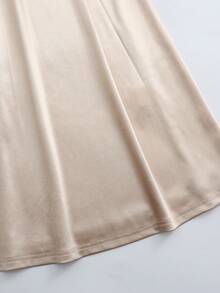 SHEIN LUNE Vestido de punto con cuello redondo decorado con perlas, elástico y brillante, ajustado, que ciñe la cintura con silueta evasé, vestido elegante y de moda, para primavera y verano. Adecuado para uso diario, bodas, banquetes, viajes diarios, fiestas de graduación, eventos festivos y vacaciones. - Champán - Ver 7
