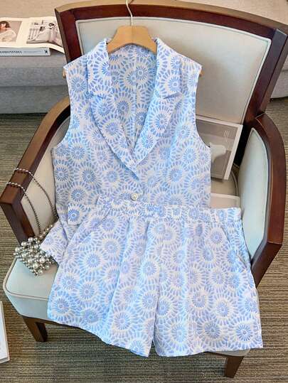 GlowEve CURVE 大码女士优雅花卉无袖套装，翻领无袖西装外套+短裤设计，适合日常通勤、正式场合、约会、外出和度假。