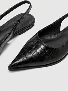CUCCOO BIZCHIC Pointed Toe Flats, Female Crocodile Pattern Versatile Commuting Low Vamp Shoes, Thin Slip-On Shoes - Crocodile black - View 9
