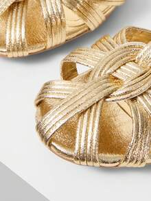 MOTF WOMEN'S GOLDEN SIMPLE FASHION CASUAL DAILY TRAVEL COMMUTER FLAT SANDALS - Gold - View 5