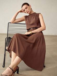 MOTF PREMIUM WOMEN'S NEW SLEEVELESS MANDARIN COLLAR WITH BELT CLASSIC MID-LENGTH DRESS, SPRING/SUMMER - Coffee Brown - View 1
