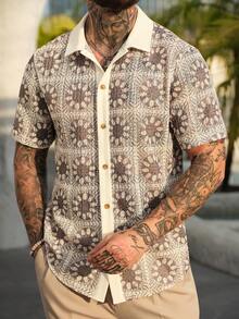 VENTUSAIL 男士针织网眼透明印花撞色设计休闲短袖衬衫，男士几何印花营领衬衫，修身款，适合海滩度假/男士度假服装，波西米亚风男士衬衫，男士休闲短袖衬衫，男士夏季夏威夷衬衫，男士夏季纽扣衬衫，Treaty Oak Revival衬衫，男士度假服装，男士夏季纽扣衬衫，男士休闲度假衬衫，男士纽扣衬衫，男士图案纽扣衬衫，假日 - 卡其色 - 查看 5