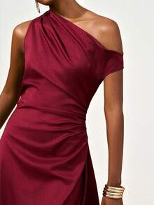 Zivah Burgundy, Autumn, Elegant, Bar Party Women's Dress, Dropped Shoulder One-Shoulder Pleats Asymmetric Design, Linen-Textured Fitted Waist Long A-Line Skirt - Burgundy - View 6