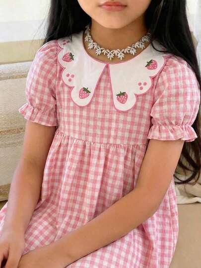 SHEIN Vestido Casual de Menina com Colarinho Peter Pan Tecido em Contraste de Cores e Estampa Xadrez Retalhos