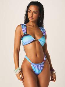 MISSGUIDED Women's Triangle Bikini Set With Tie Dye Print Gold Hardware Detail Two Piece Swimwear Summer Beach - Multicolor - View 3