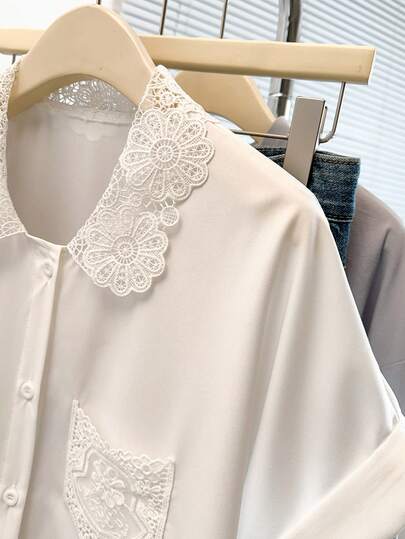 GlowEve CURVE 大码女式优雅蕾丝领花卉口袋荷叶边短袖衬衫，适合春夏穿着