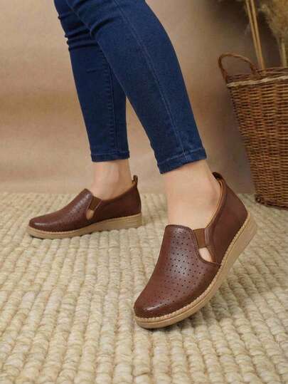 Zapatos casuales para mujer con perforaciones transpirables, punta redonda, sin cordones, suela suave, estilo cómodo para uso diario y salida