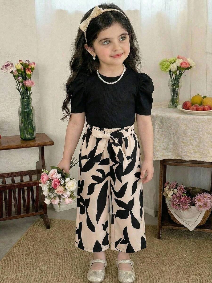 SHEIN LMoss Kids 两件套女童针织纯色圆领休闲T恤和梭织碎花休闲裤套装 - 杏色 - 查看 1