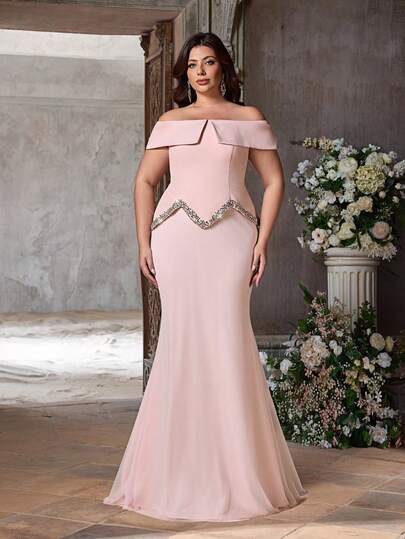 Aureia 大码优雅浪漫粉色露肩鱼尾连衣裙，带弹力网纱拼接，珍珠和水钻装饰，适合婚礼、派对、节日、正式场合（装饰繁复）