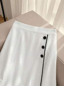 Franclia 纯色A字中长裙，独特撞色设计，夏季时尚之选 - 黑與白 - 查看 5