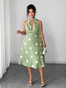 Elenzga 大码女装时尚法式波点垂褶领口系带蝴蝶结简约百搭A字长裙，适合春夏、返校、度假、毕业典礼、情人节、圣诞节、音乐节、母亲节、万圣节、感恩节、复活节、国庆节、舞会、生日、约会派对、婚礼季、户外活动等场合。 - 彩色 - 查看 5