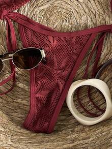 Swim SXY Bộ bikini hai mảnh in họa tiết hoa, kiểu cổ yếm, quần bơi buộc dây bên hông, đồ bơi gợi cảm cho kỳ nghỉ biển mùa xuân/hè. Bikini màu đỏ tía, bộ bikini đỏ cho nữ, bikini màu nâu đỏ, bikini in họa tiết, trang phục dự tiệc biển cho nữ, bikini có gọng, bộ bikini nữ, đồ bơi nữ, bộ đồ bơi nữ. - Màu Đỏ Sâu - Xem 6