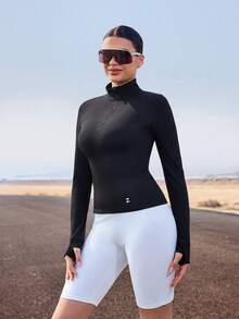 OutZeal 女士户外黑色T恤跑步健身服速干弹力修身长袖前半拉链运动上衣 - 黑色 - 查看 11