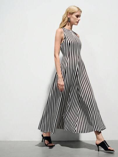 Aveloria Modichic Classic Blue Striped On White Background Sleeveless High Neck Fitted Waist A-Line Dress, Smooth Stretchy Fabric, Suitable For Business Galas, High-End Parties, Art Exhibitions, Fashion Shows And Urban Gatherings, Showcasing Capable And Chic Qualities.