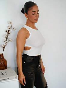 SAYEHFBABY 女士夏季圆领露背镂空修身短款休闲性感吊带背心 Y2k - 白色 - 查看 5