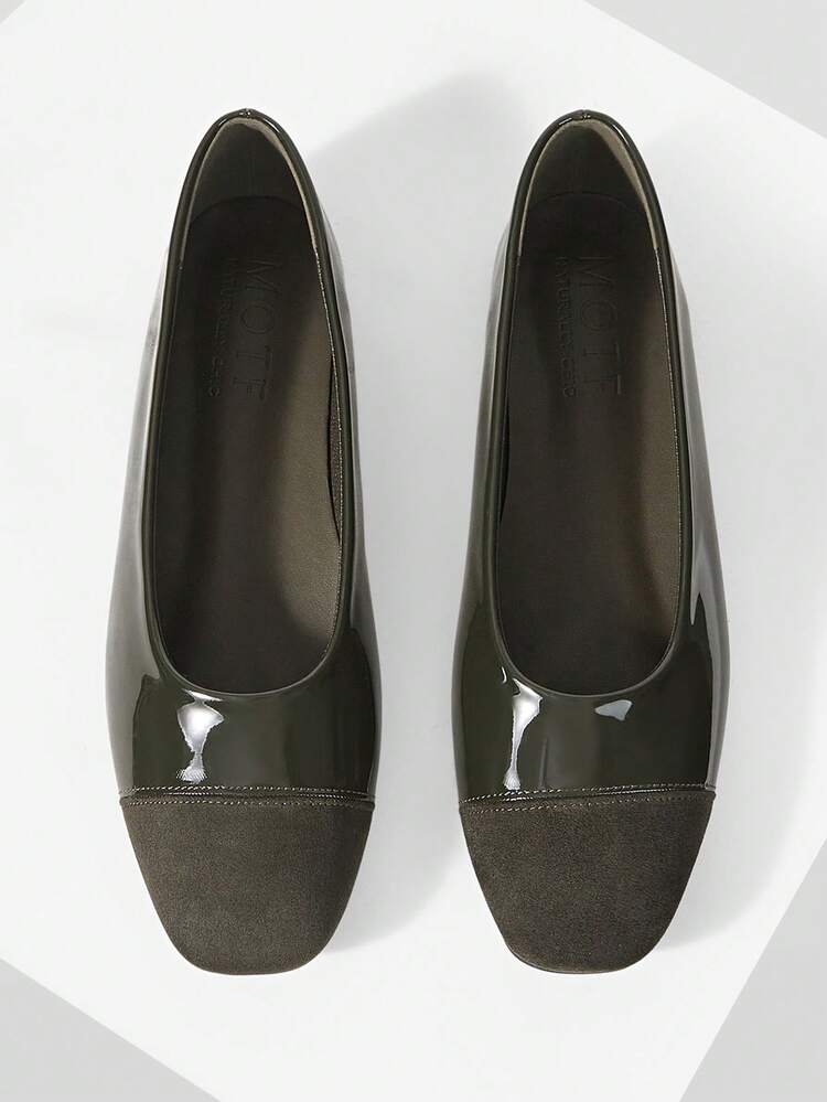 WOMEN SHOES RETRO NEW FASHIONABLE GREEN PU LEATHER COLOR MATCHING SQUARE TOE FLAT SOLE SHOES, SIMPLE CASUAL AND LIGHT, LOW VAMP AND SLIP-ON, COMFORTABLE AND ELEGANT HIGH-END BALLET SHOES SPRING SHOES