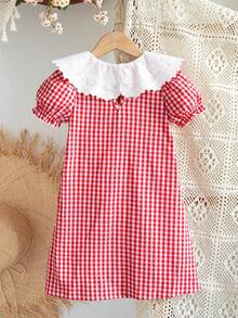 SHEIN Elladie kids 1件女童格子布刺绣领荷叶边下摆A字连衣裙，草莓装饰，休闲乡村野餐公主裙，适合小女孩 - 紅色 - 查看 3