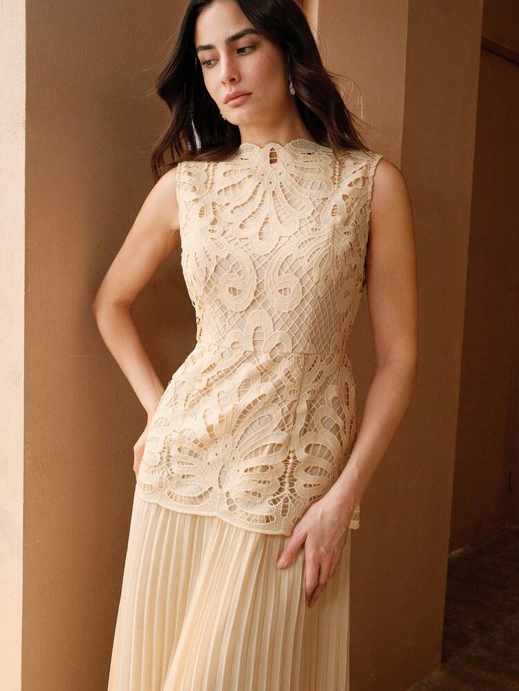Elegant Casual Crew Neck Sleeveless Water-Soluble Embroidered Patchwork Pleated Long Dress For Women